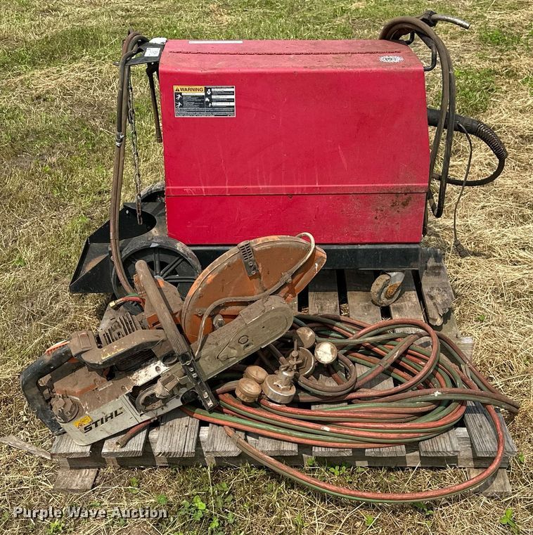 image for item OG9039 Lincoln Electric Wire-Matic 255  welder