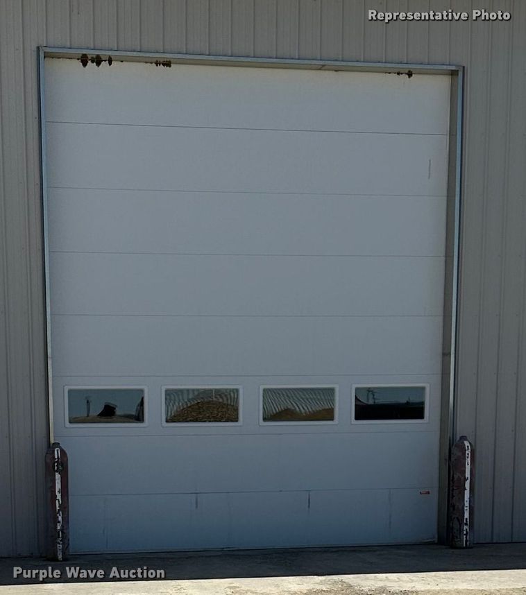 image for item ZA0242 Garage door