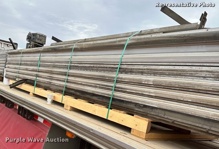 image for item ZA0245 Garage door