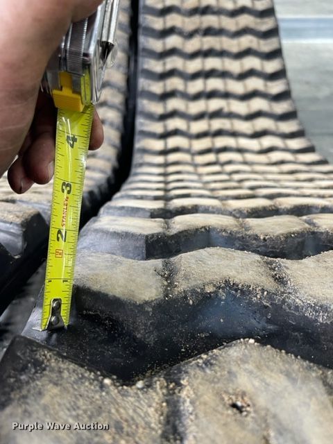 image for item ZA0246 (2) Camoplast SD 450x86x56 BBE rubber tracks