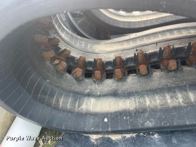 image for item ZA0246 (2) Camoplast SD 450x86x56 BBE rubber tracks