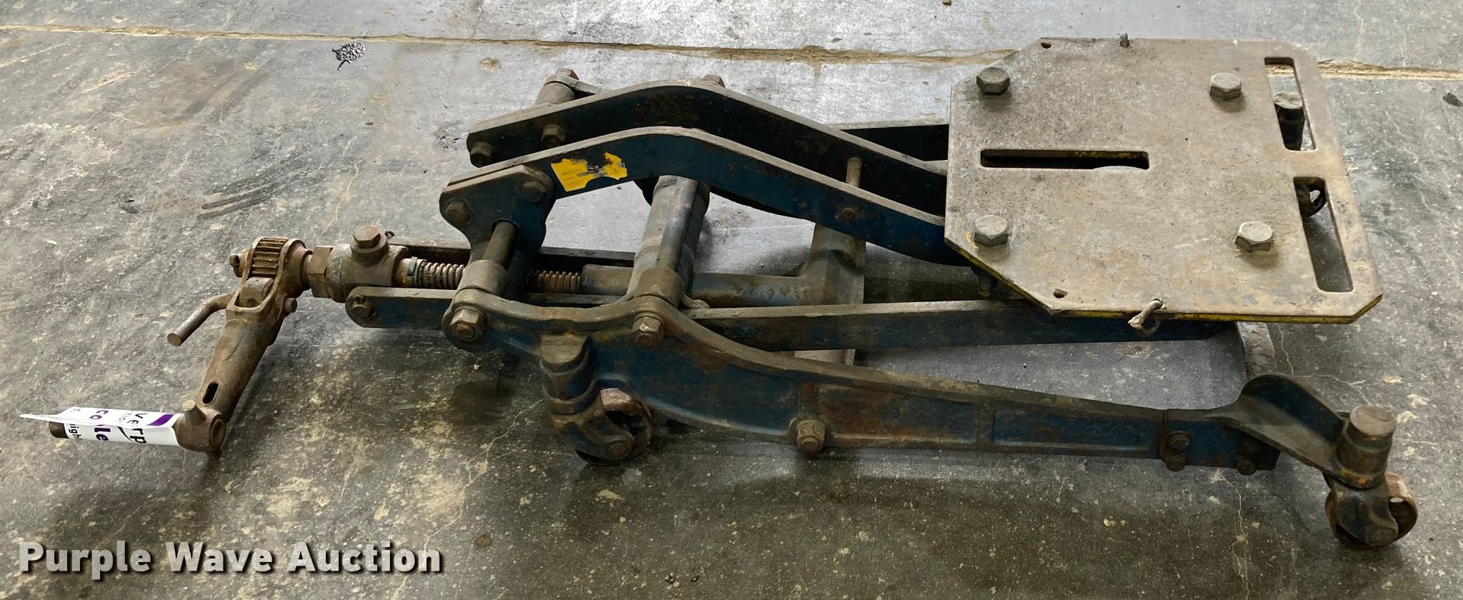 Walker transmission jack in Manhattan, KS Item DJ6167 sold Purple Wave