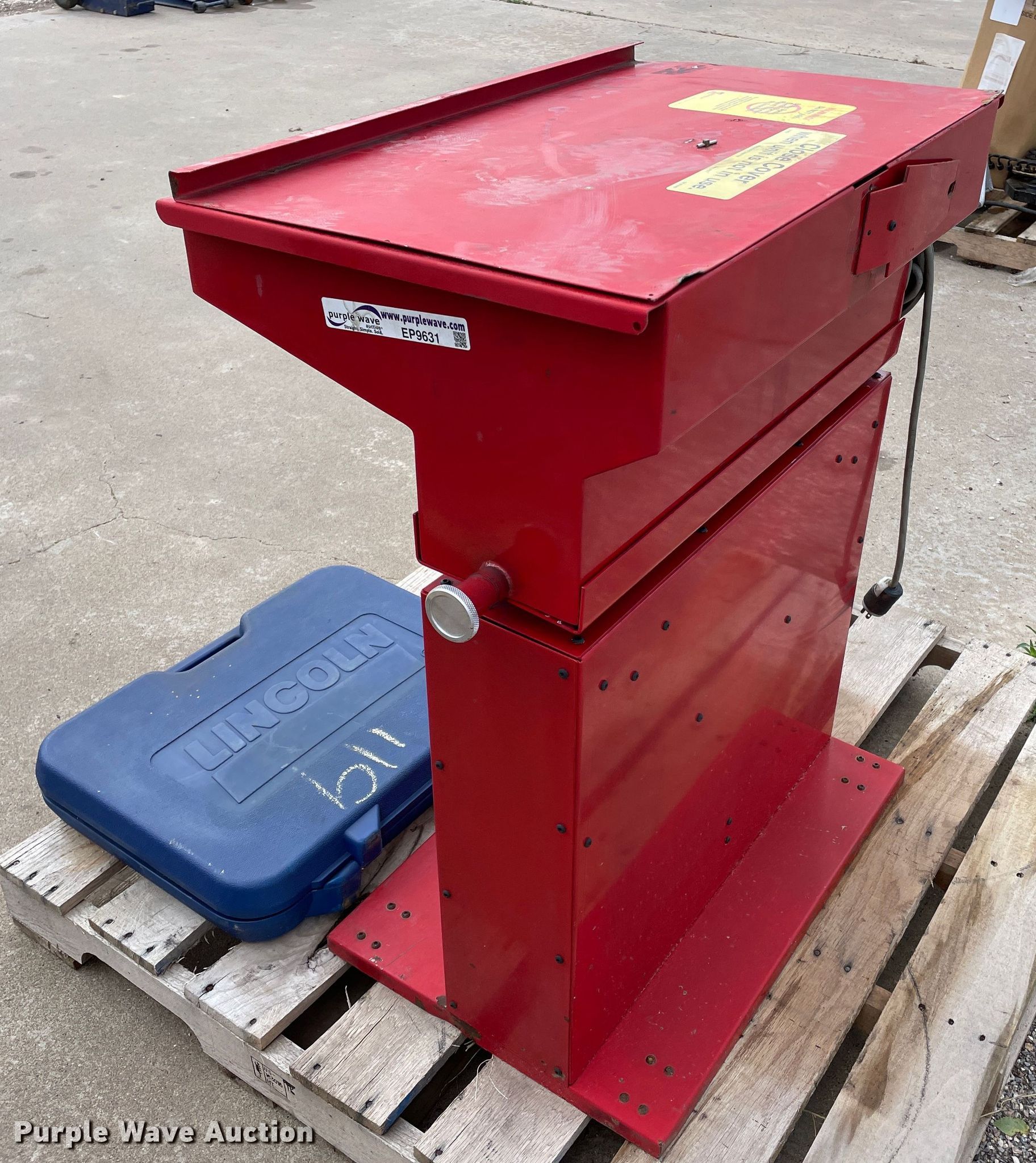 System One 110 parts washer in Spearman, TX Item DN4661 sold Purple