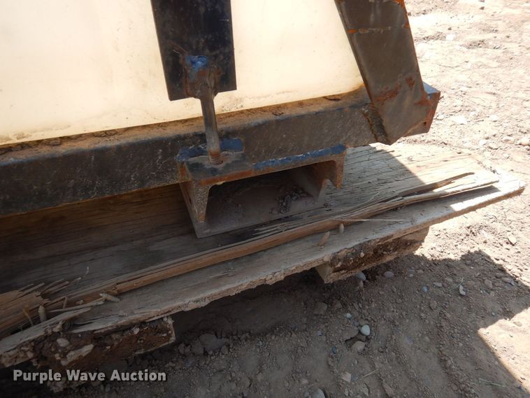 image for item AF9703 (2) tanks