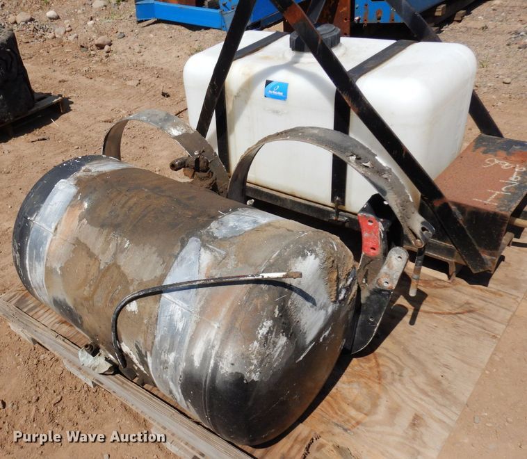 image for item AF9703 (2) tanks