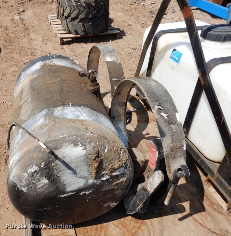 image for item AF9703 (2) tanks