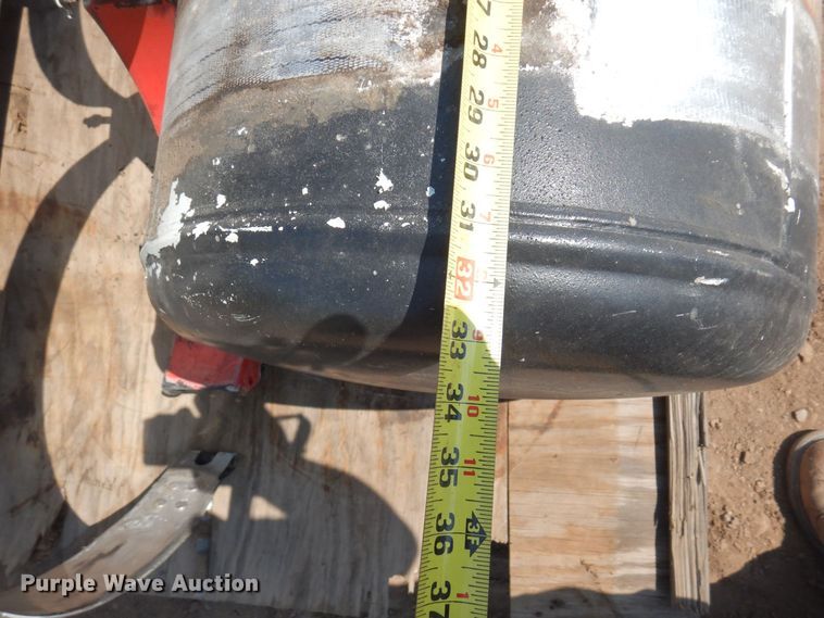 image for item AF9703 (2) tanks