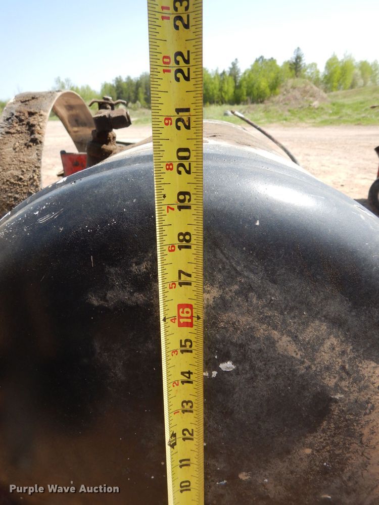 image for item AF9703 (2) tanks