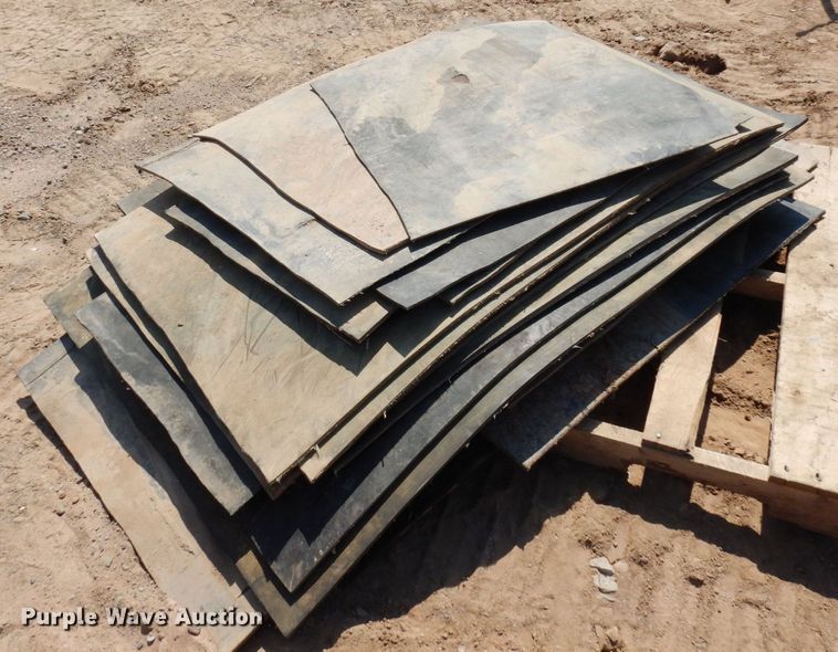 image for item AF9703 (2) tanks