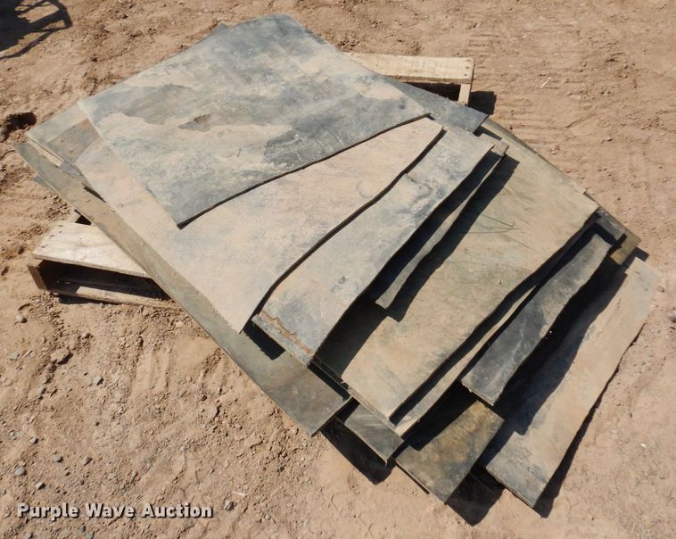 image for item AF9703 (2) tanks