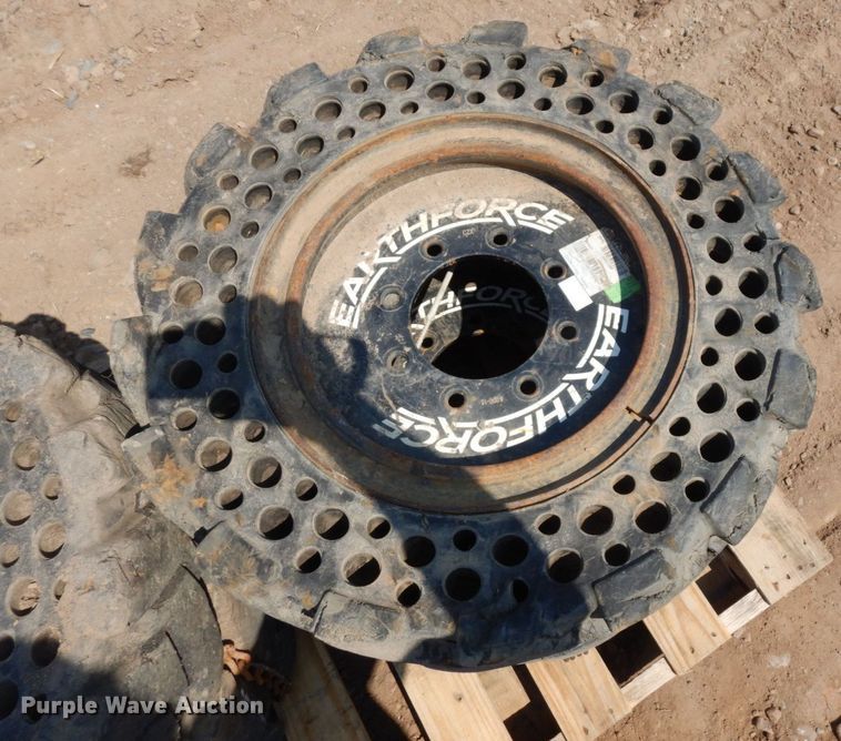 image for item AF9707 (4) Earth Force tires and wheels