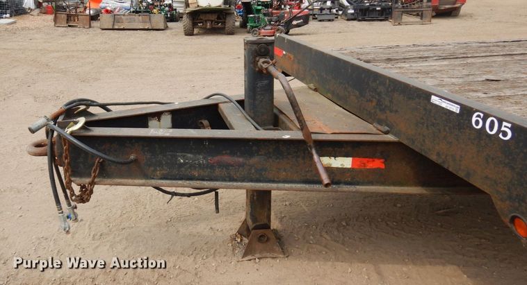 image for item AF9710 1999 Towmaster  equipment trailer