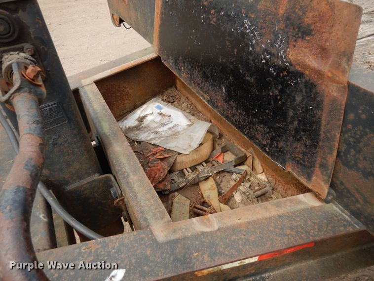 image for item AF9710 1999 Towmaster  equipment trailer