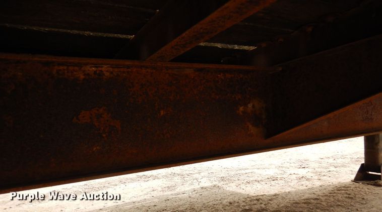 image for item AF9710 1999 Towmaster  equipment trailer