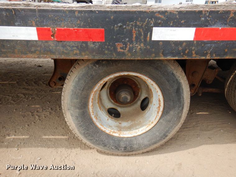 image for item AF9710 1999 Towmaster  equipment trailer