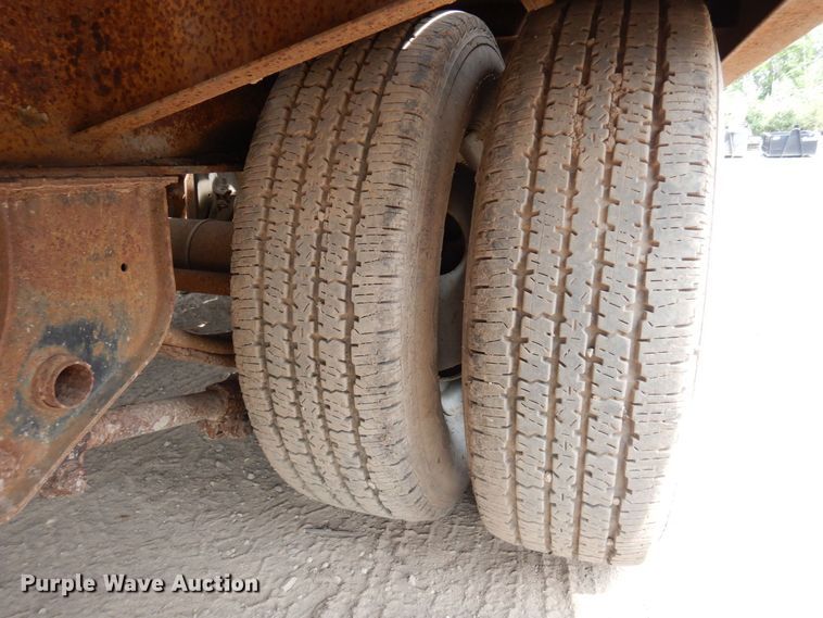 image for item AF9710 1999 Towmaster  equipment trailer