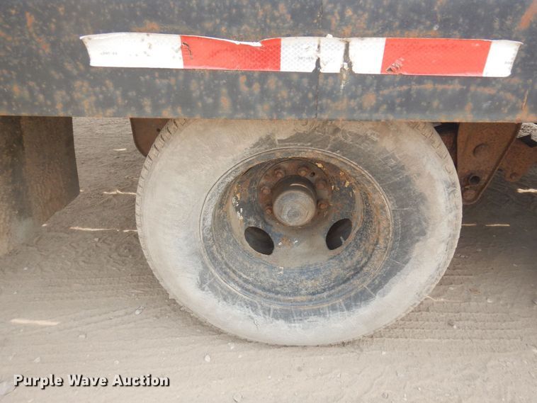 image for item AF9710 1999 Towmaster  equipment trailer