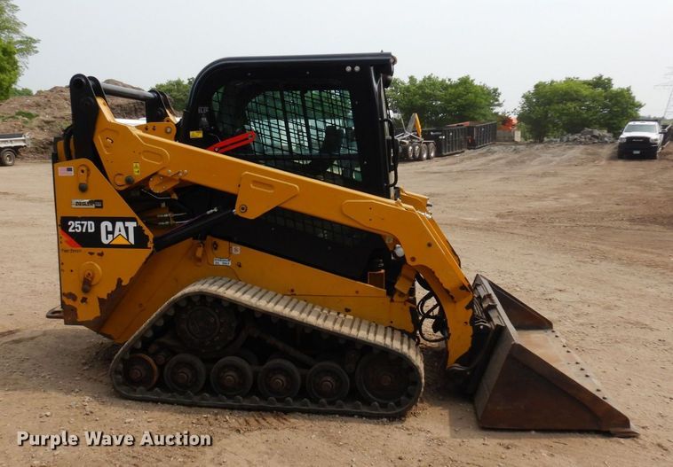 image for item AF9711 2017 Caterpillar 257D  tracked skid steer loader