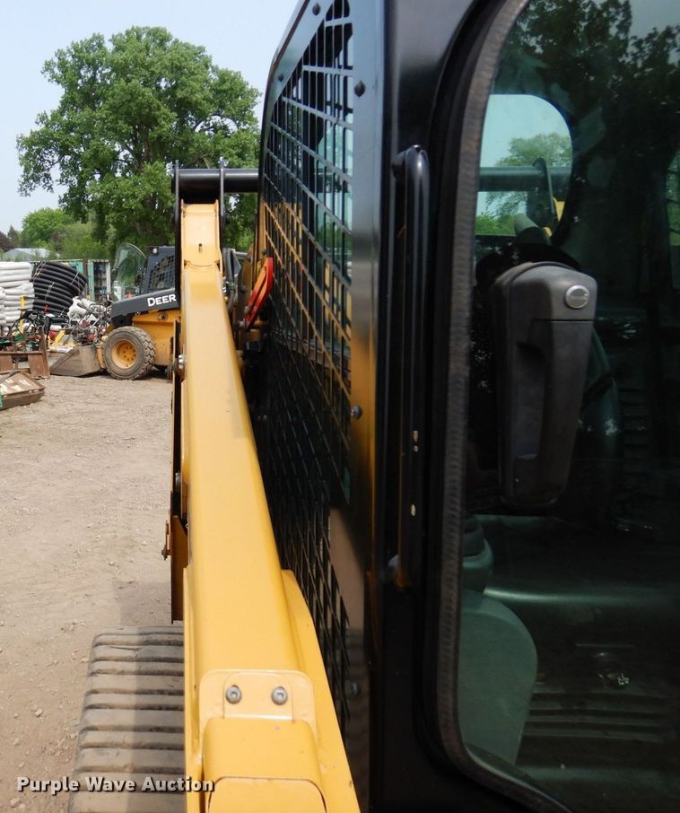 image for item AF9711 2017 Caterpillar 257D  tracked skid steer loader