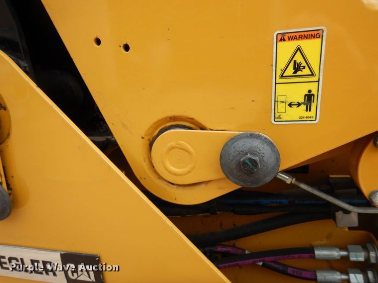 image for item AF9711 2017 Caterpillar 257D  tracked skid steer loader