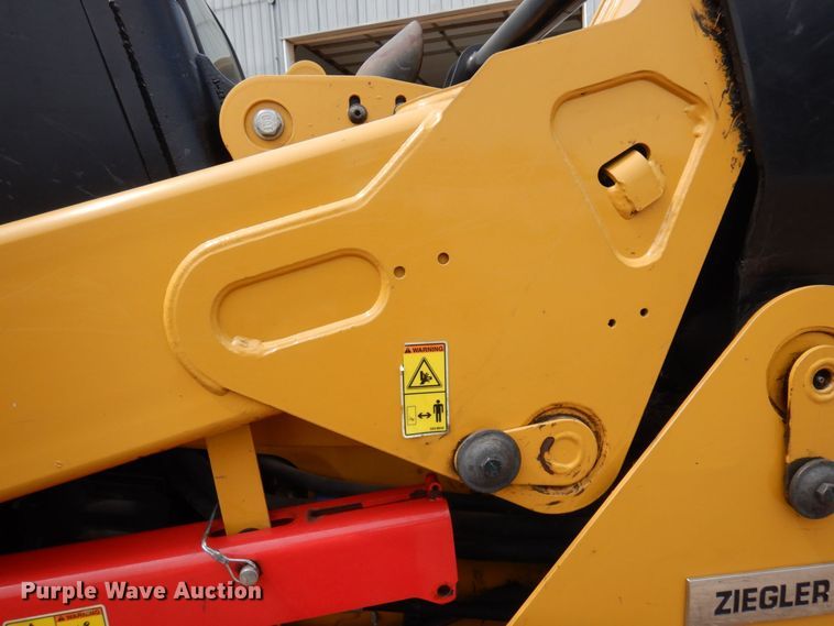 image for item AF9711 2017 Caterpillar 257D  tracked skid steer loader