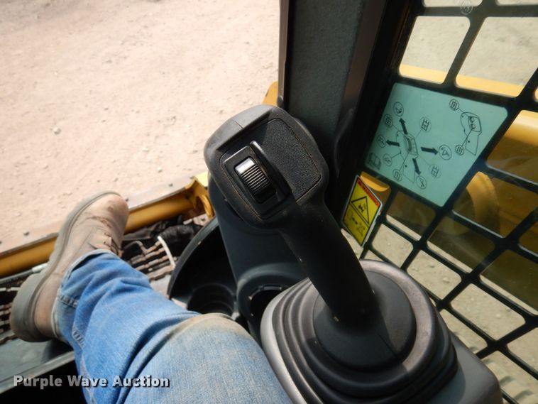 image for item AF9711 2017 Caterpillar 257D  tracked skid steer loader