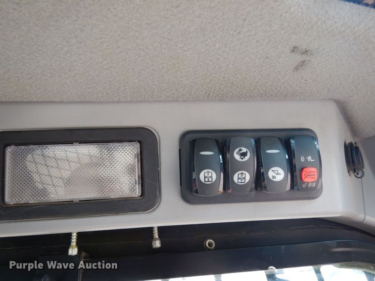 image for item AF9711 2017 Caterpillar 257D  tracked skid steer loader