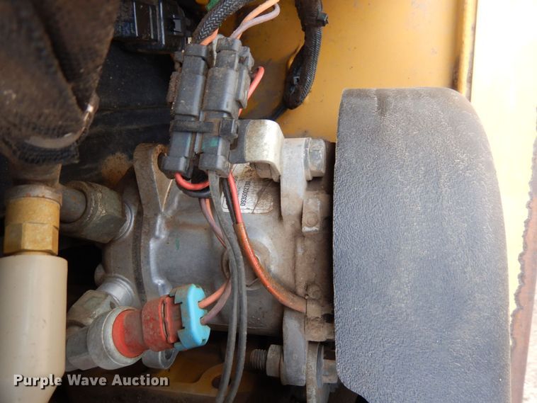 image for item AF9711 2017 Caterpillar 257D  tracked skid steer loader