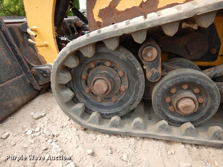 image for item AF9711 2017 Caterpillar 257D  tracked skid steer loader