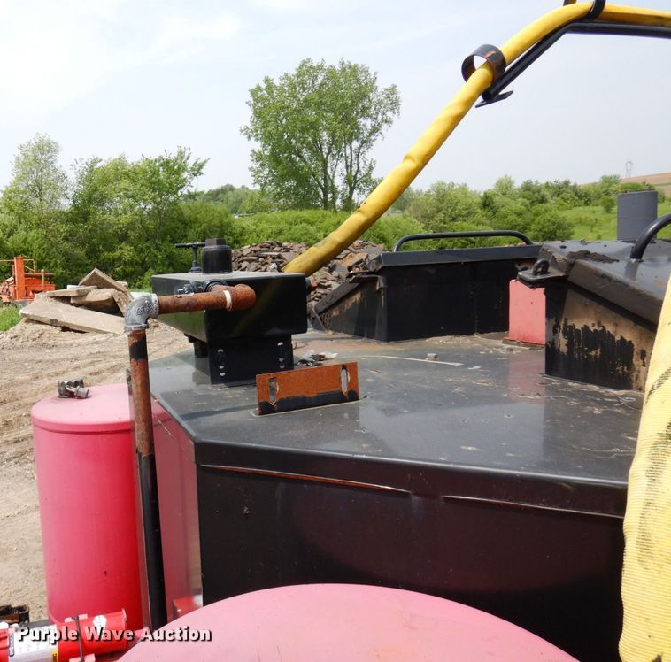 image for item AF9715 2015 Cimline 410DHL  melter applicator