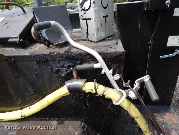 image for item AF9715 2015 Cimline 410DHL  melter applicator