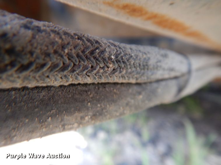 image for item AF9715 2015 Cimline 410DHL  melter applicator