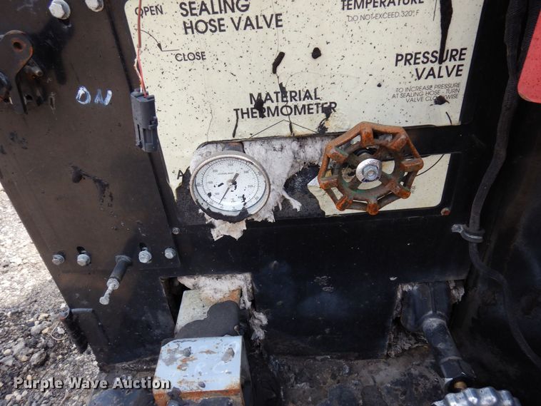 image for item AF9715 2015 Cimline 410DHL  melter applicator