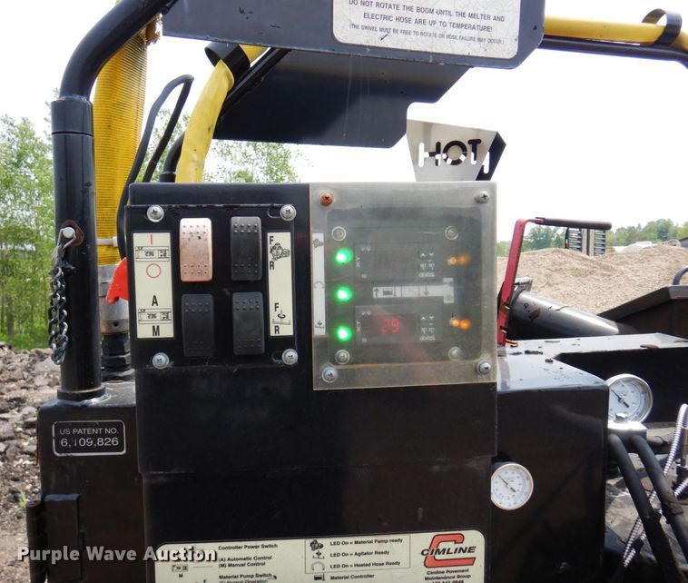 image for item AF9715 2015 Cimline 410DHL  melter applicator