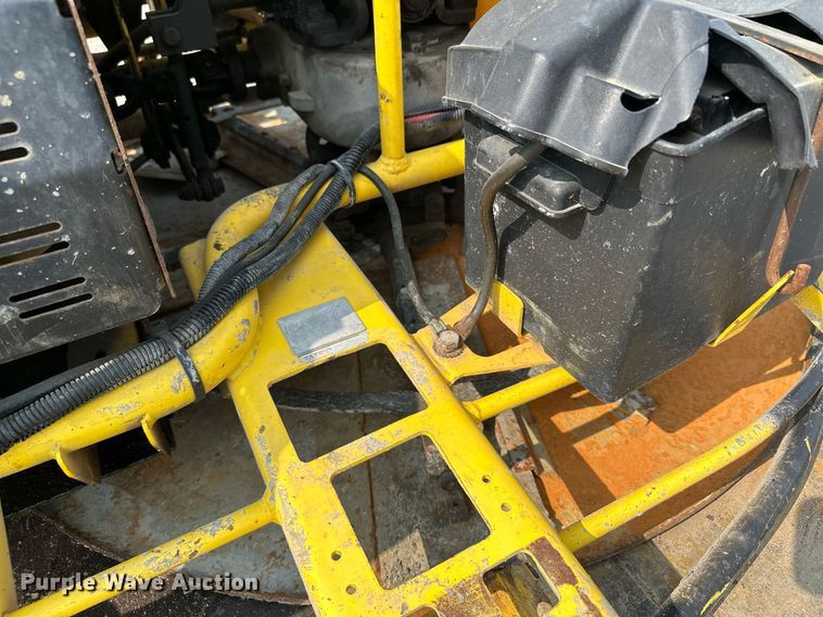 image for item AF9728 Wacker  power trowel