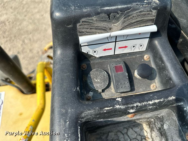 image for item AF9728 Wacker  power trowel