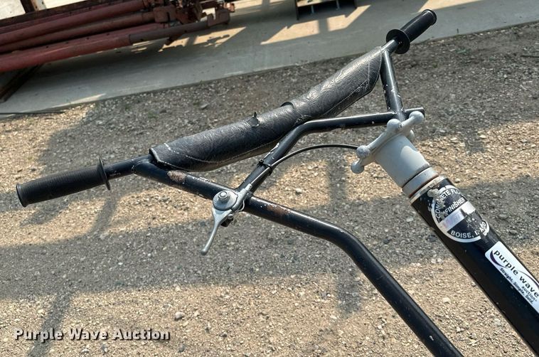 image for item AF9729 Multiquip  power trowel