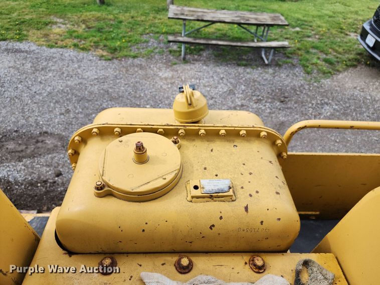 image for item DC6057 1979 Caterpillar D7G  dozer