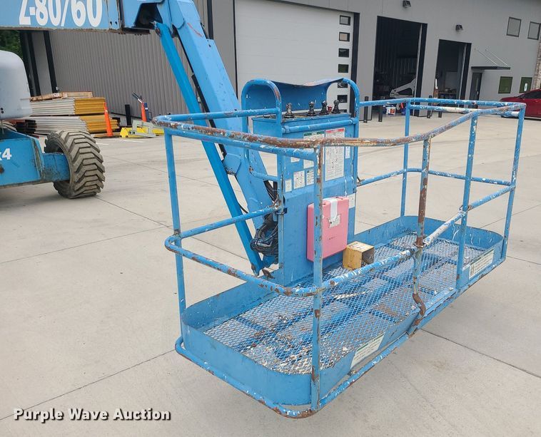 image for item DC6058 2003 Genie Z80/60  boom lift