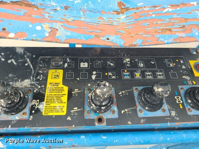 image for item DC6058 2003 Genie Z80/60  boom lift