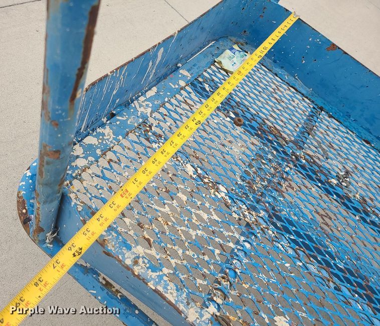 image for item DC6058 2003 Genie Z80/60  boom lift