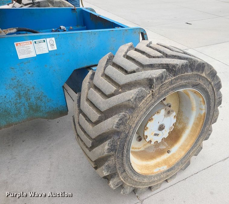 image for item DC6058 2003 Genie Z80/60  boom lift