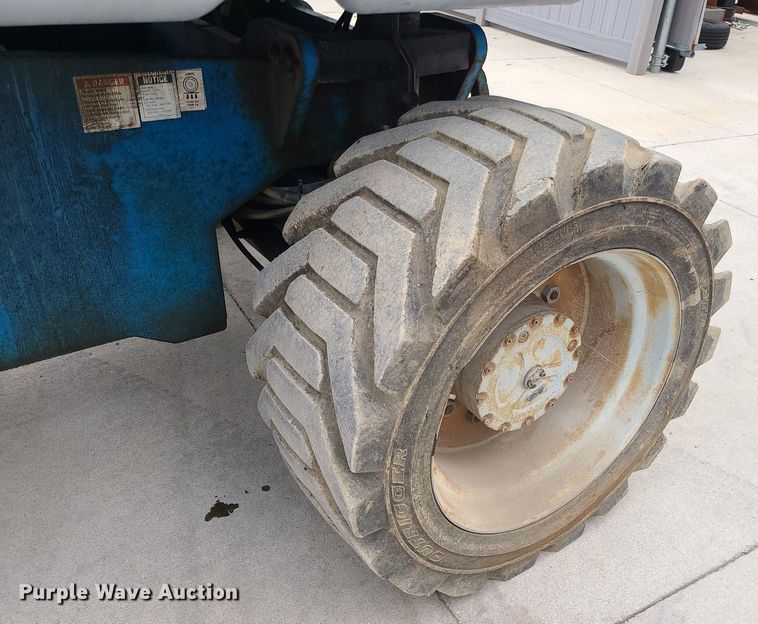 image for item DC6058 2003 Genie Z80/60  boom lift