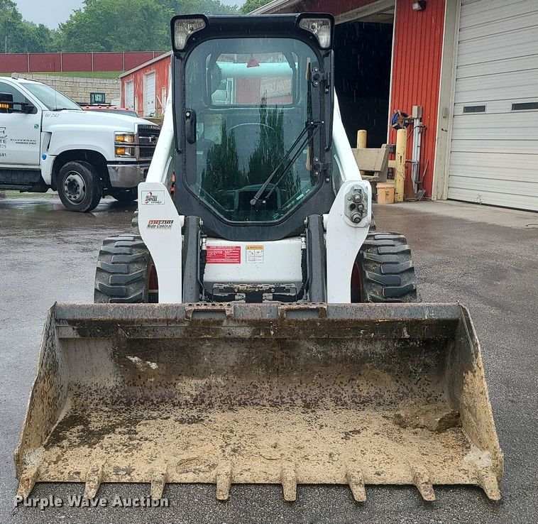 image for item DC6062 2019 Bobcat S740  skid steer loader