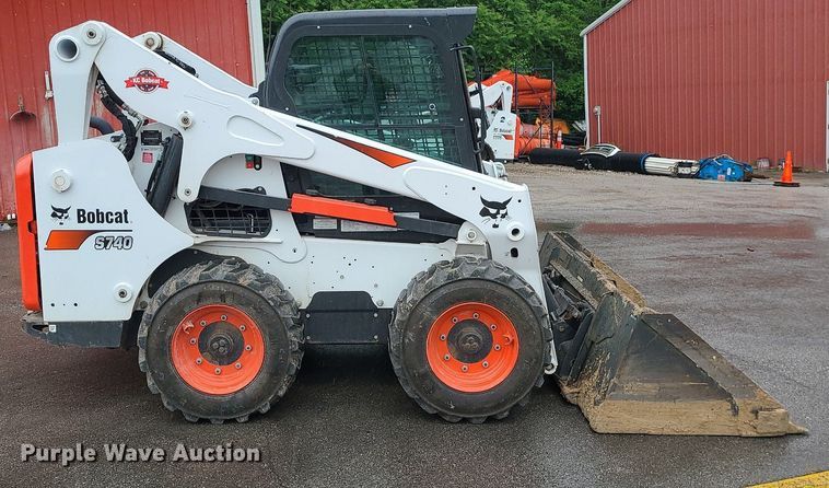 image for item DC6062 2019 Bobcat S740  skid steer loader