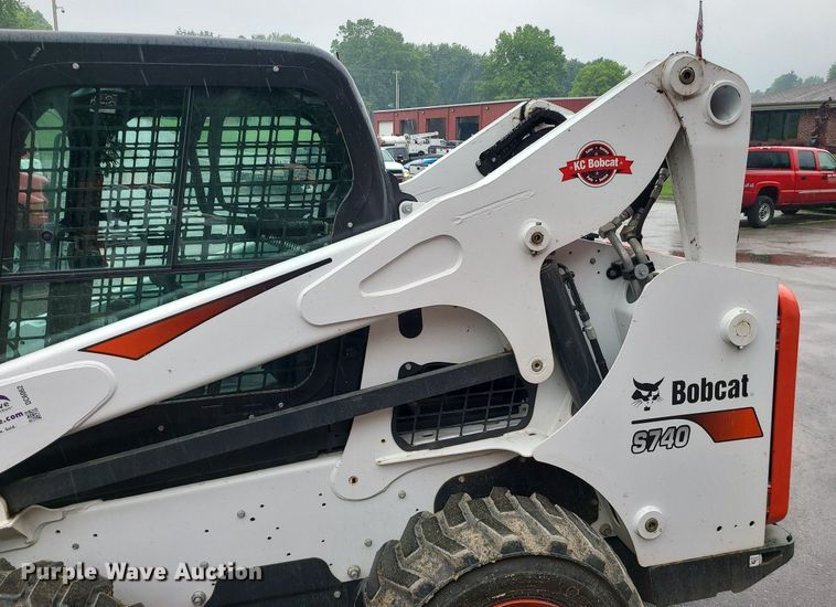 image for item DC6062 2019 Bobcat S740  skid steer loader