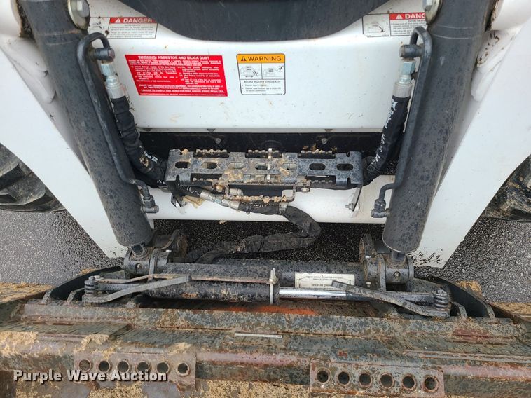 image for item DC6062 2019 Bobcat S740  skid steer loader