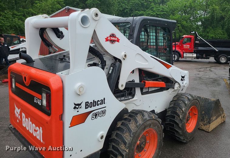image for item DC6062 2019 Bobcat S740  skid steer loader