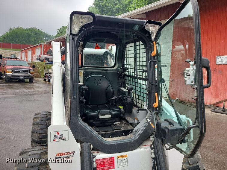image for item DC6062 2019 Bobcat S740  skid steer loader