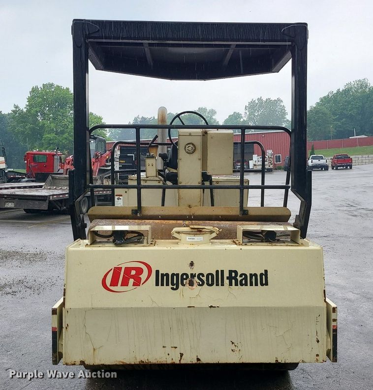 image for item DC6063 Ingersoll Rand DD90  double drum vibratory roller